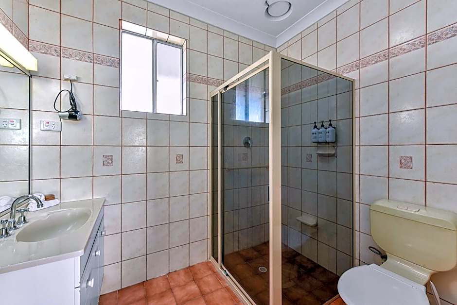 Lakeview Motel & Apartments