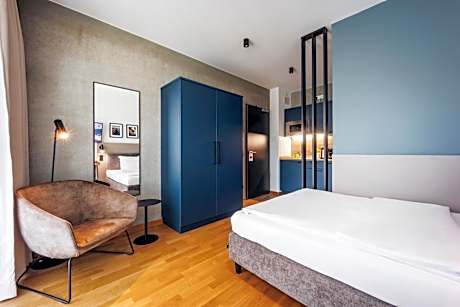 Apartment - Queen bed