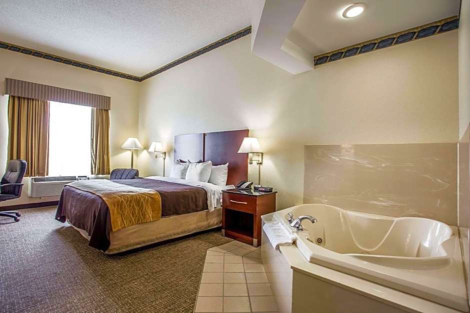 Comfort Inn & Suites Ft.Jackson Maingate