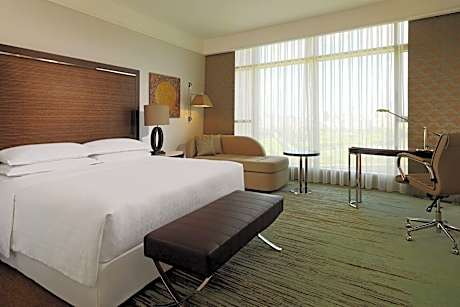 Classic Room, 1 King Bed, River View