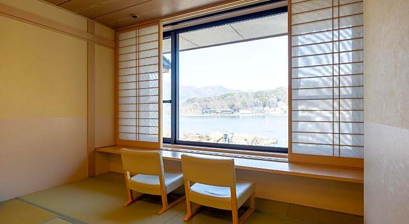 Fuji Kawaguchiko Onsen Konansou