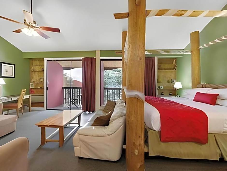 Ramada by Wyndham Monument