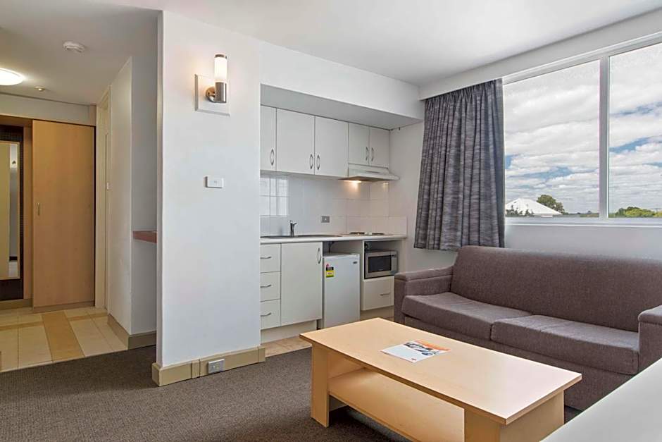 Metro Hotel Perth