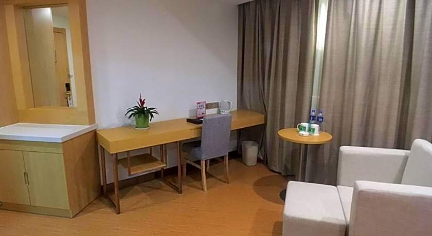 GreenTree Inn Shaoxing Lihai Dongsen Commercial Square Branch
