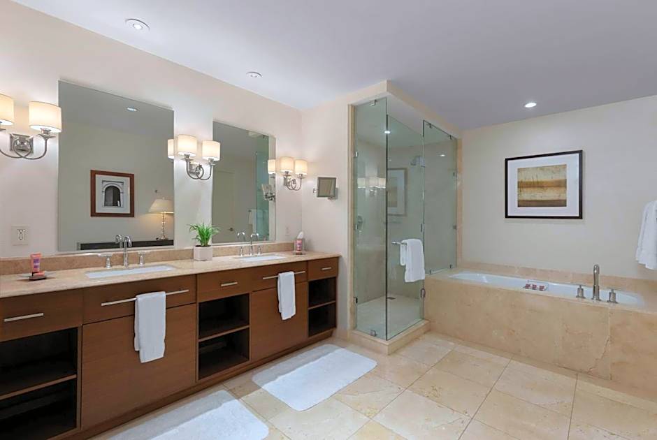 Bristol Panama, a Registry Collection Hotel