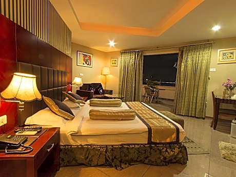 Hotel Gateway Grandeur