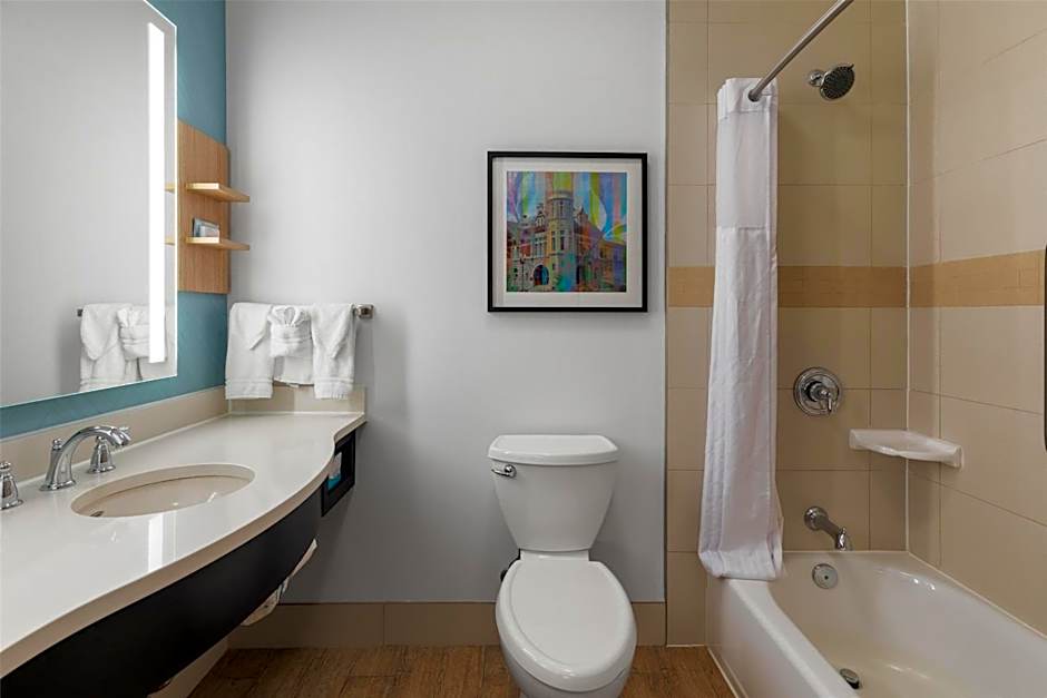 Hilton Garden Inn Auburn