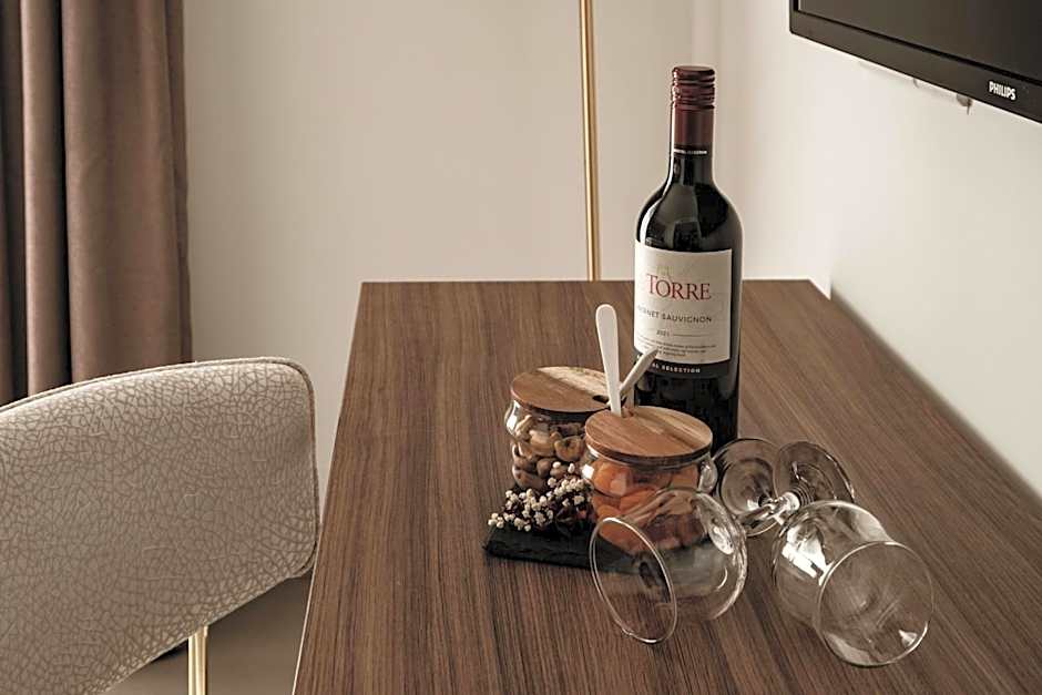 1926 Le Soleil Hotel & Spa