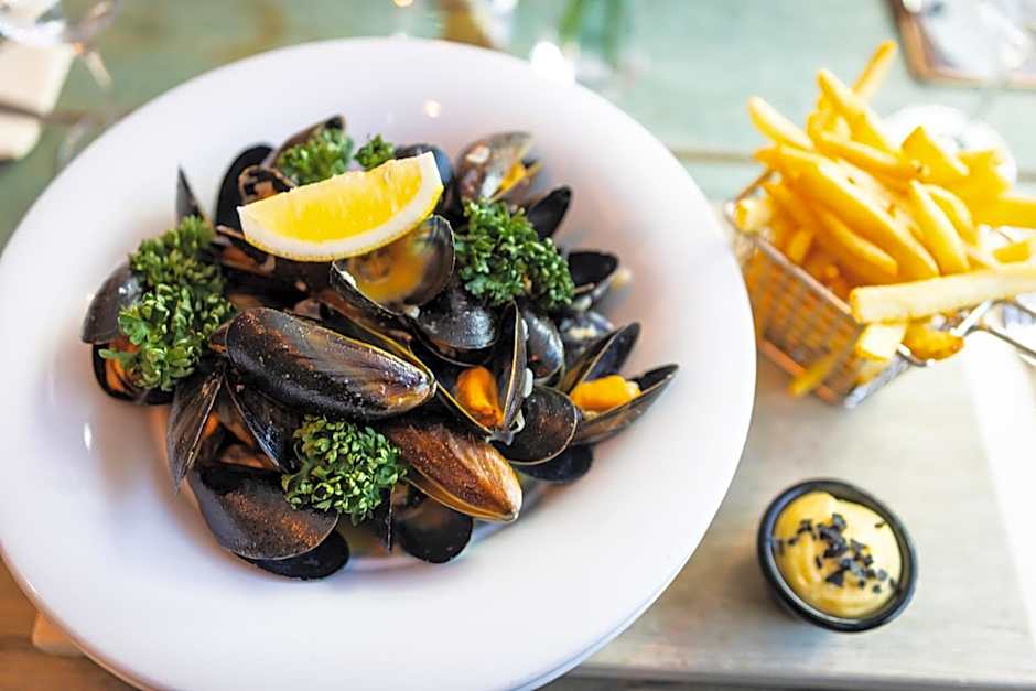 Clarion Hotel The Edge