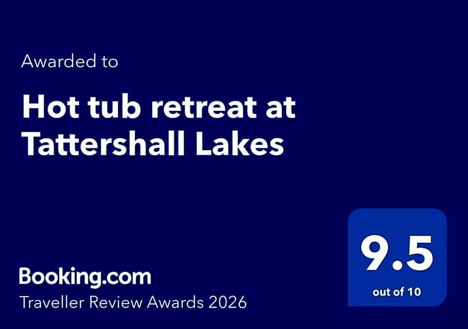 Hot tub retreat at Tattershall Lakes