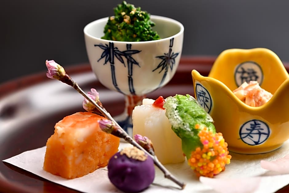 Muromachi-Yutone Serving Kyoto Cuisine Ryokan