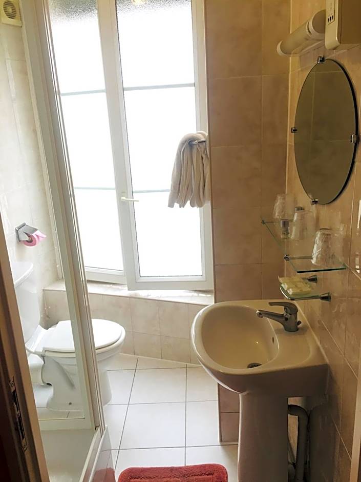 Paris Hôtel Le Mediterraneen