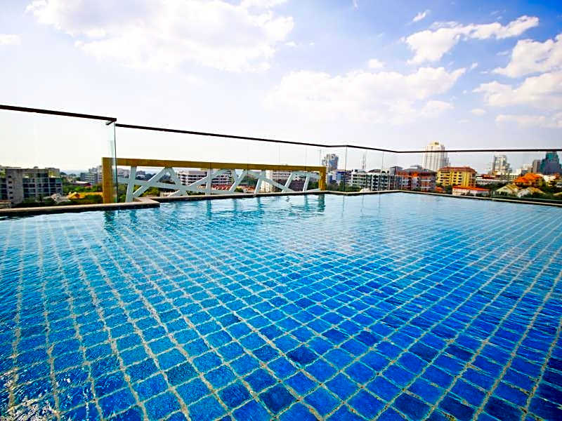 Water Park By Pattaya Sunny Rentals