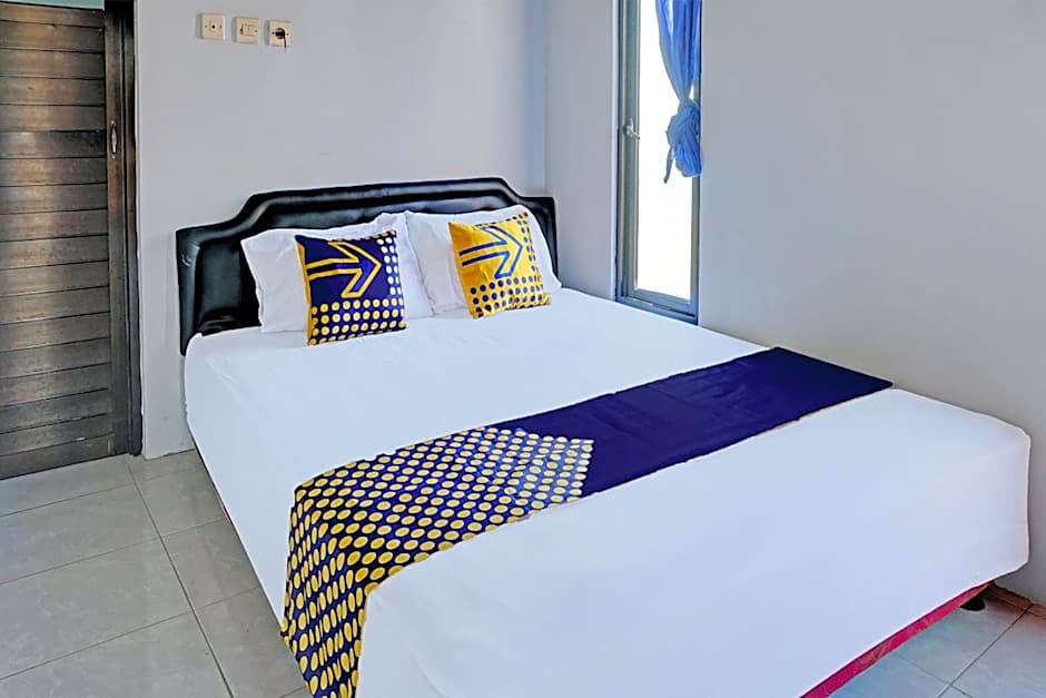 OYO Life 92353 Purnama Syariah Guest House