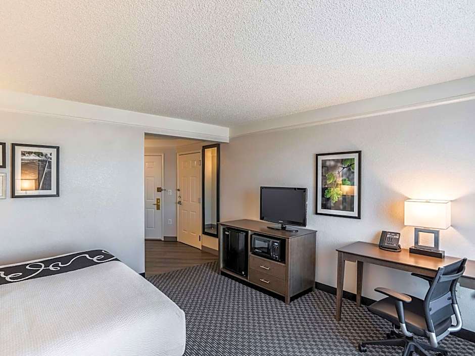 La Quinta Inn & Suites by Wyndham Phoenix Chandler