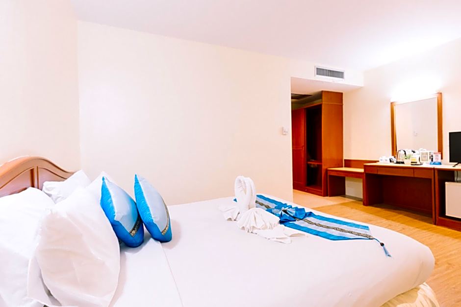 Chumphon Gardens Hotel