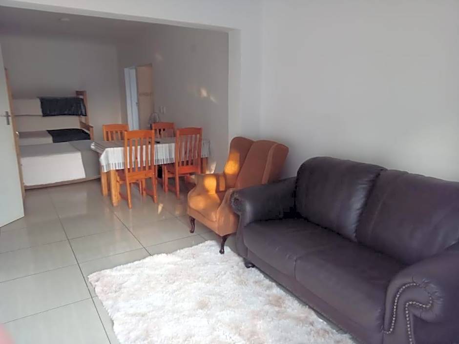 Woodpecker Guesthouse Middelburg Mpumalanga