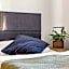 Akira Bed & Breakfast