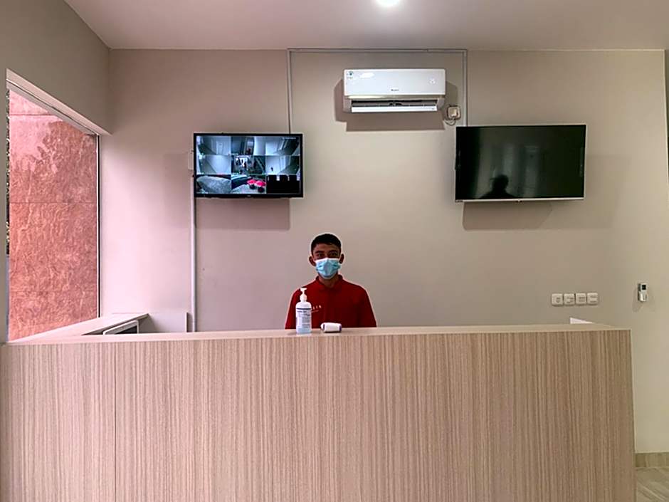 RedDoorz near Alun Alun Purbalingga