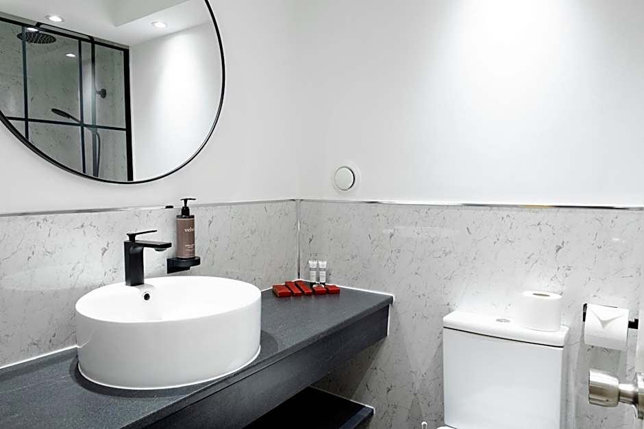 Muthu Glasgow River Hotel