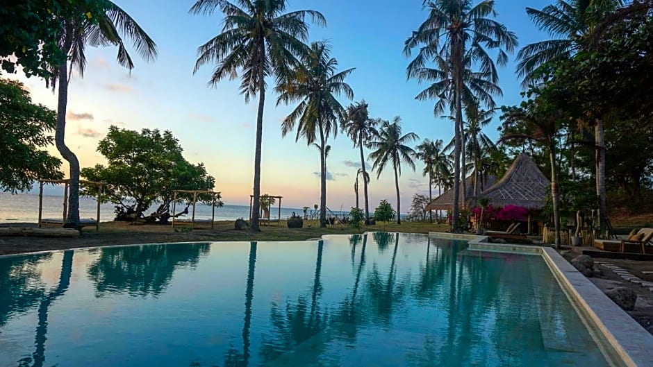 Bleu MATHIS Gili Asahan