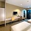 Clover Hotel