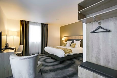 Brit Hotel Confort Loches