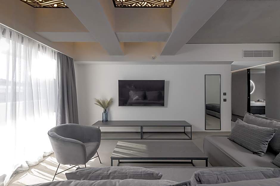 Essence Suites Downtown Suites - Adults Only