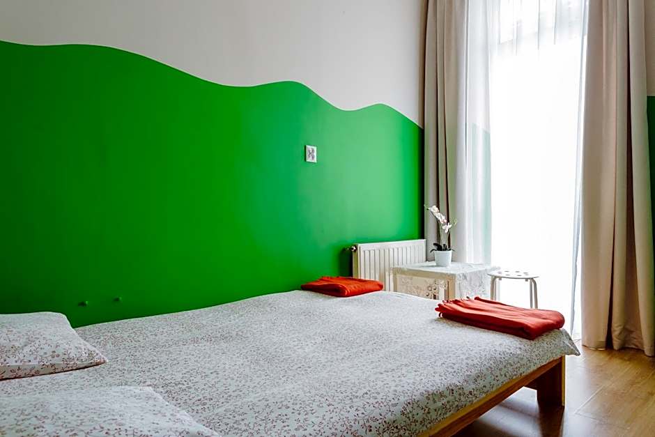 Hostel Tara