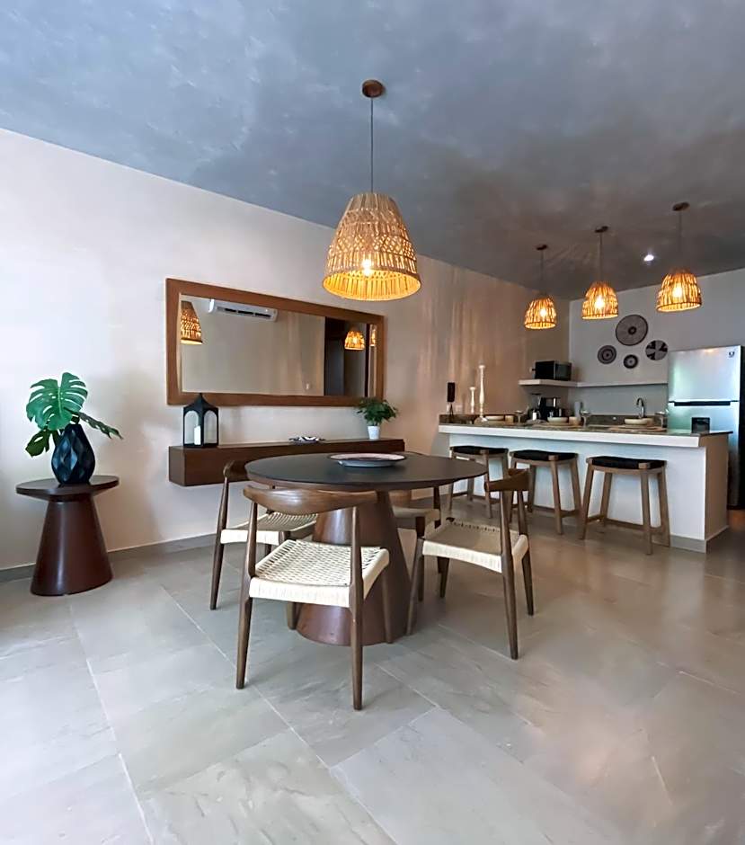 Stylish 2BR Apt Private Pool, Terrace, Fast WiFi Tulum A102