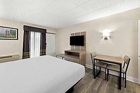 King Room - Non Smoking