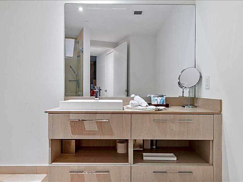 Beachside Contemporary Residence in Lyfe