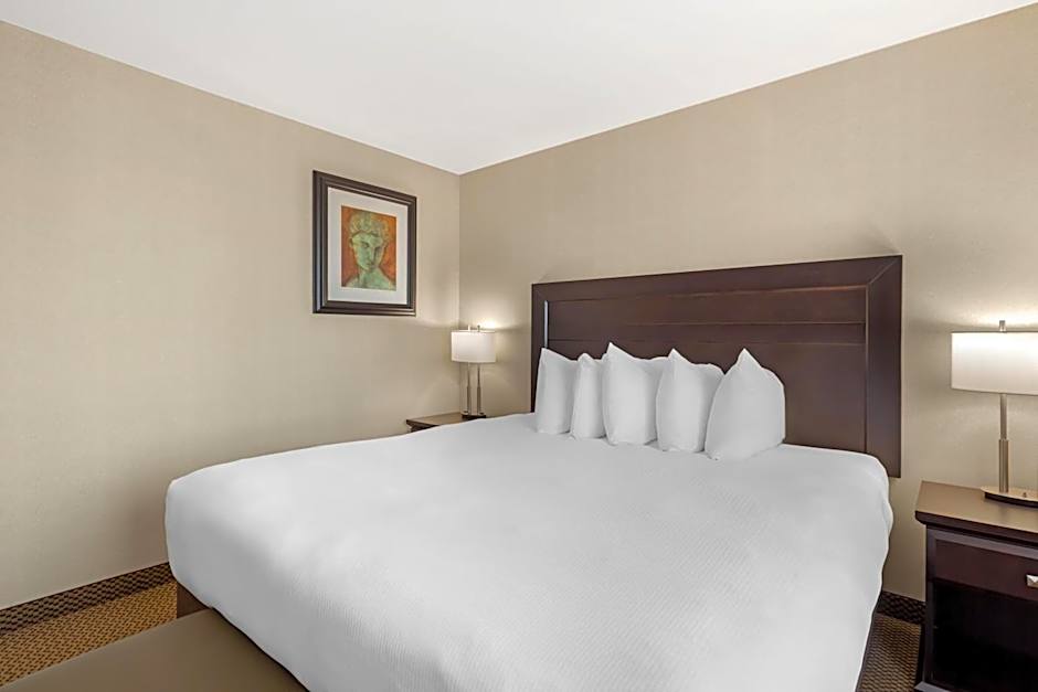 Best Western Bonnyville Inn & Suites