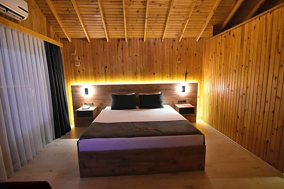 Green Palace Suite Hotel