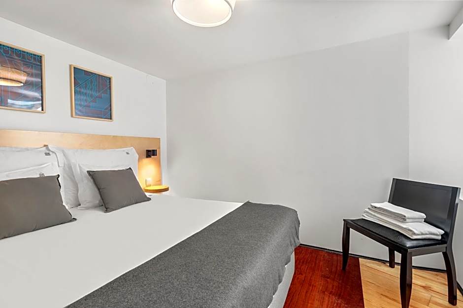 OX Apartments B Places