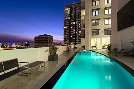 Oaks Darwin Elan Hotel