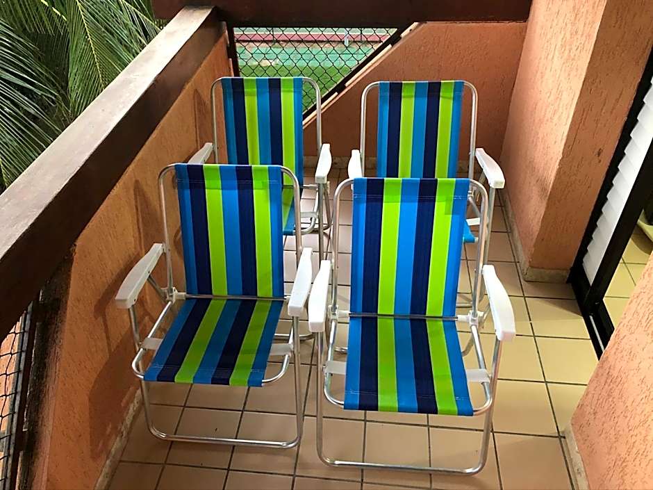 2 Suítes, Guarajuba, piscina frente mar