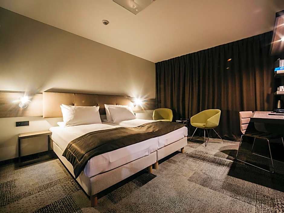 Photo 1 of 37 of Q Hotel Plus Katowice