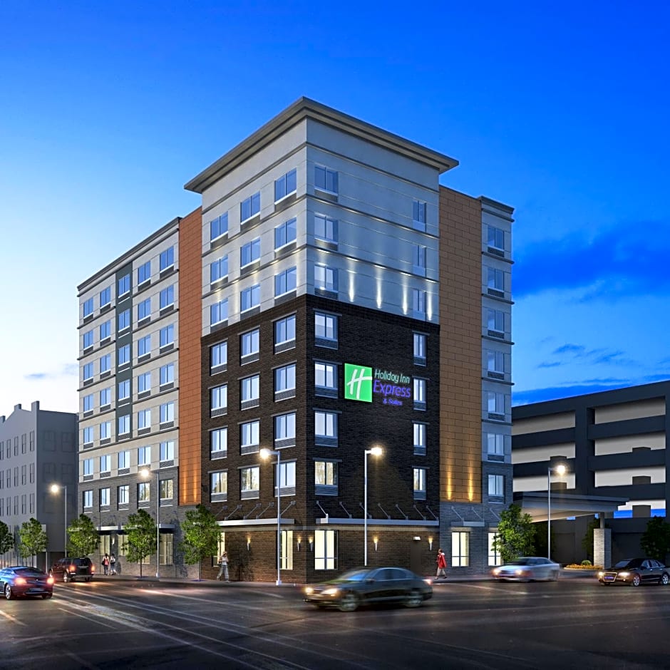 Holiday Inn Express & Suites Downtown Louisville, an IHG Hotel