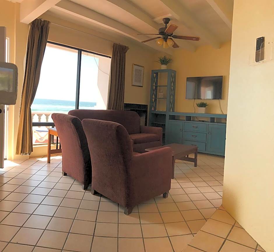 Quinta Pacifica Beachfront Villas