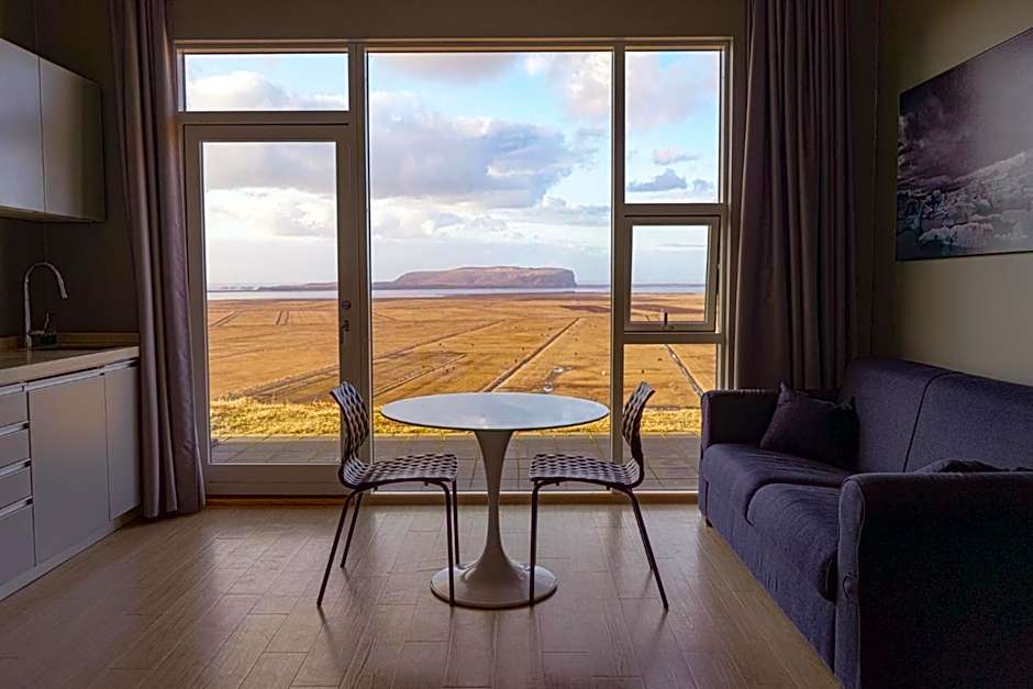 Black Beach Suites