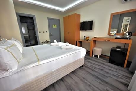 Single Room with Balcony