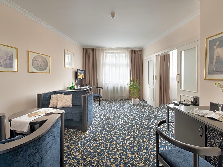 EA Hotel Royal Esprit