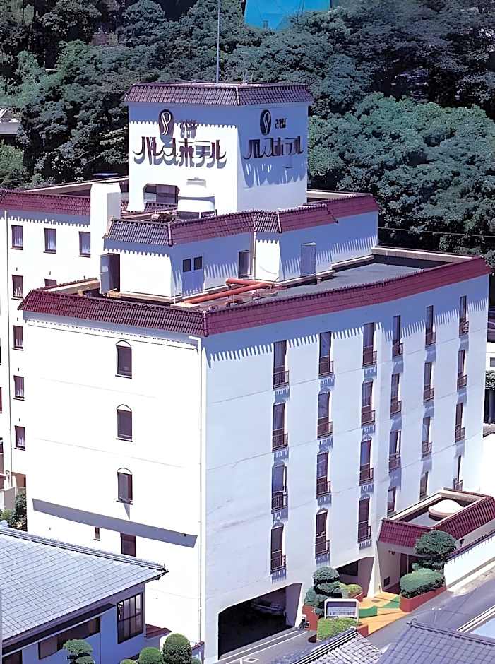 OYO Sasebo Palace Hotel