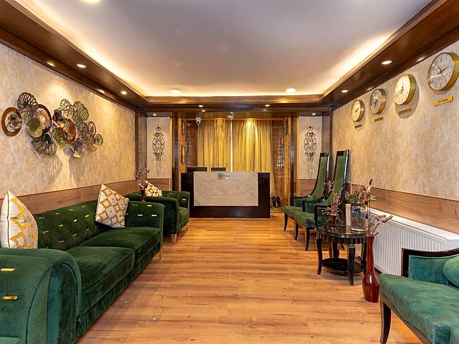Hotel Pine Spring Gulmarg