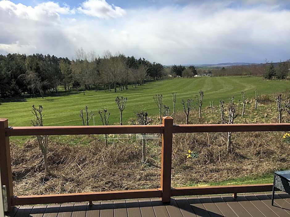 Millie,s View 18 hole free Golf