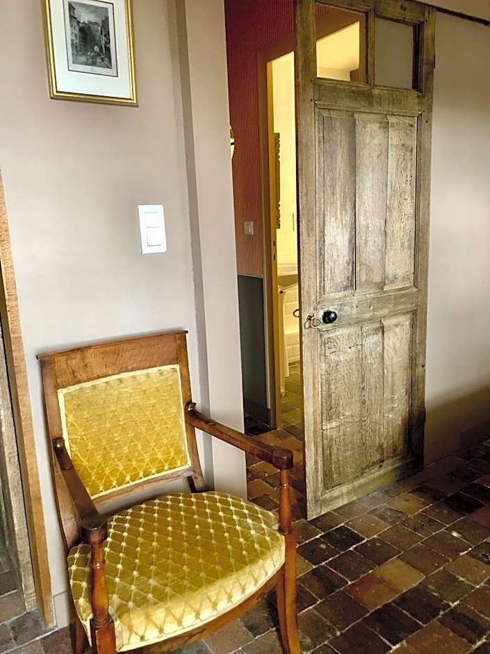 Au 16 Place Saint Louis