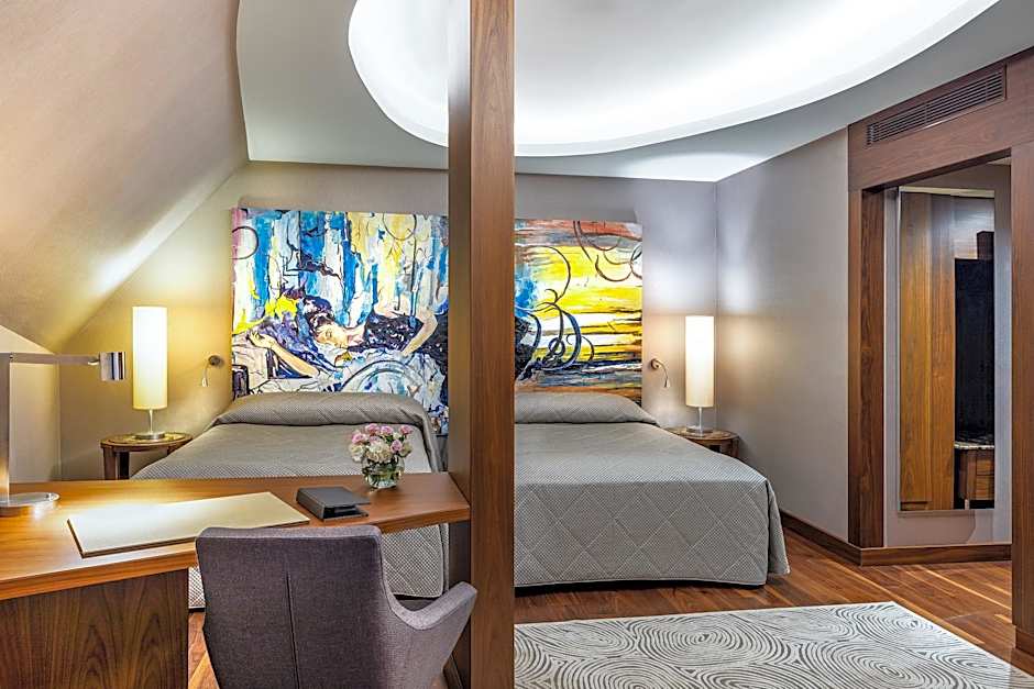 Photo 1 of 10 of Royal Suite