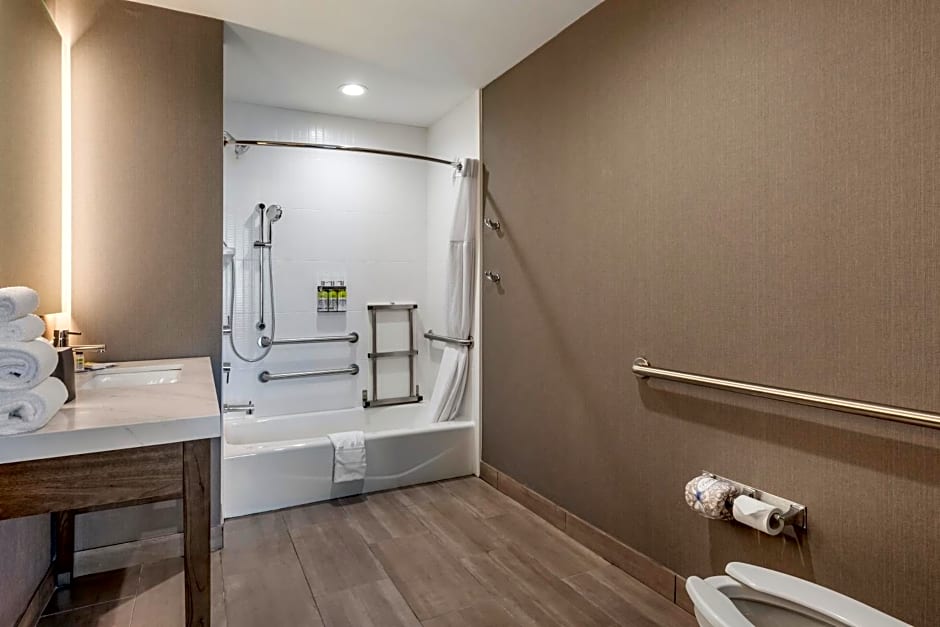 Staybridge Suites Dallas Grand Prairie By IHG