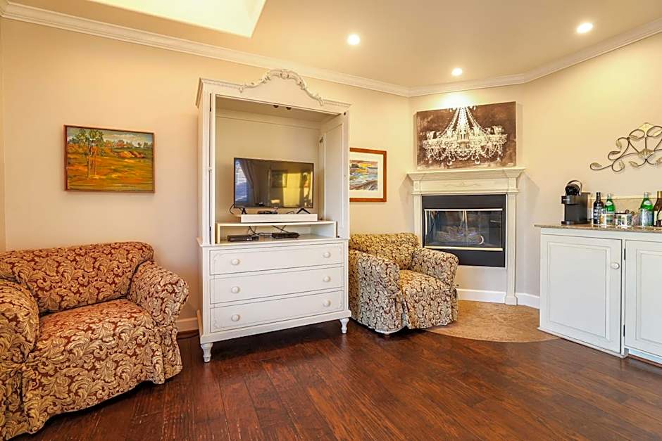 Cayucos Sunset Inn